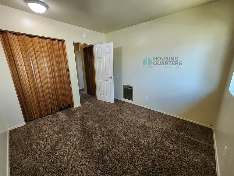 5222 N Regal St #F — Photo 7