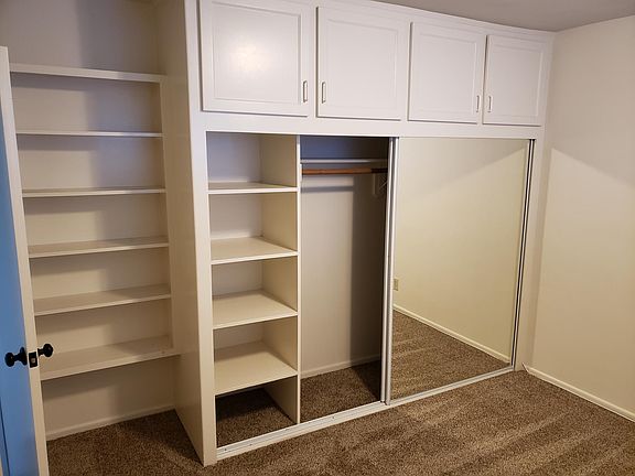 Bedroom Closet storage
