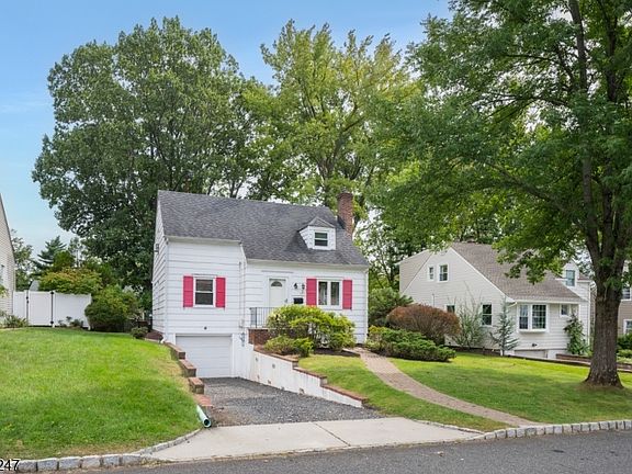 5th image of 14 Shady Ln