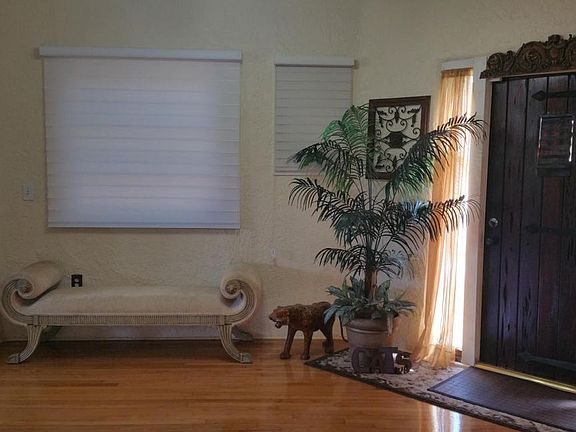 5th image of 1003 N L St