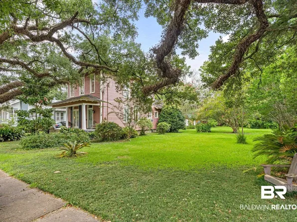 160 Houston St, Mobile, AL 36606