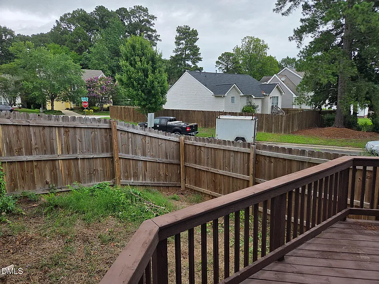 549 Mountain Lake Dr — Photo 28