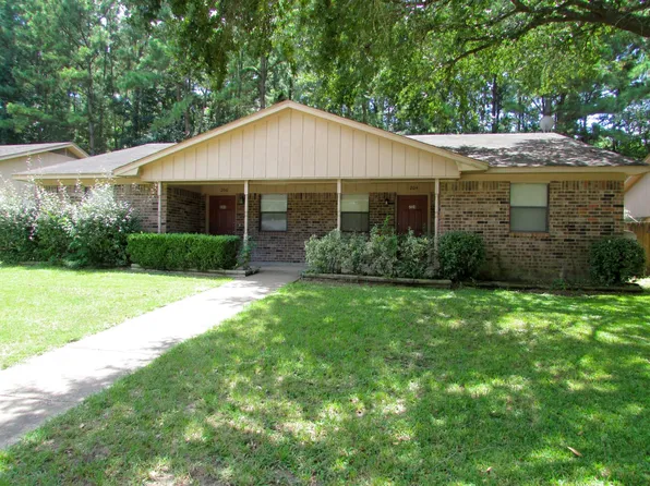 191 Lakeridge Dr, Huntsville, TX 77340