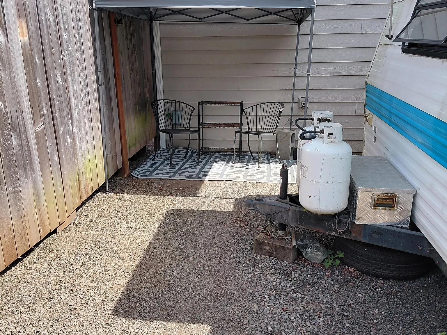 1 bed, 200 sqft, $975 — Photo 2