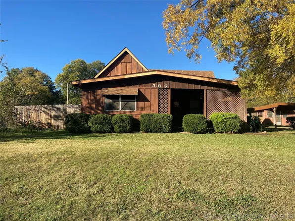 505 E Cherokee St, Marietta, OK 73448