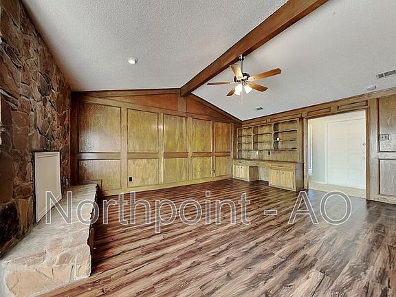 3rd image of 4018 Cedar Creek Dr