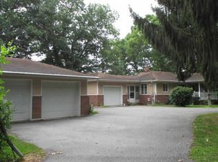 711 Orchard Ln, Monticello, IN 47960