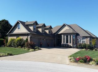 4751 W Waco Ct, Springfield, MO 65802