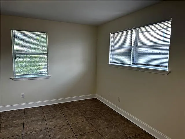 2516 Dumaine St #C — Photo 25