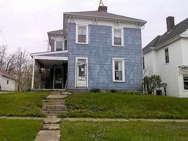 1st image of 140 E North St