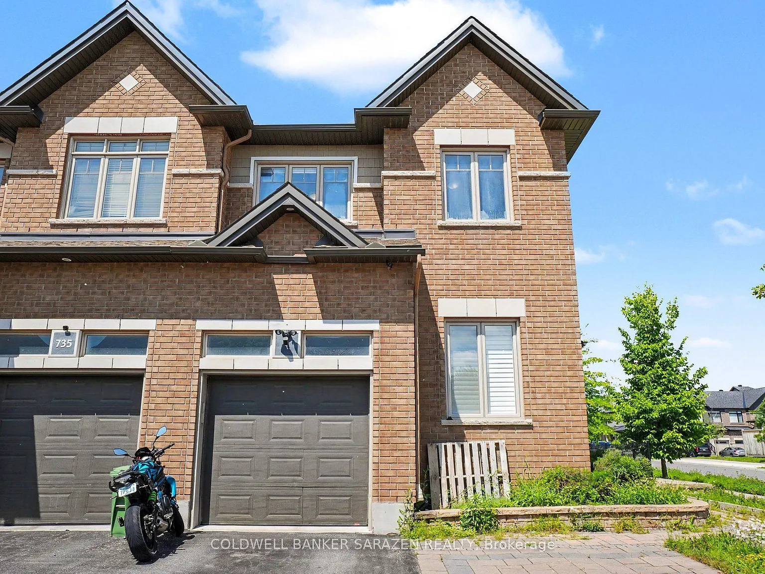 3 bed, $2,900 — Photo 1