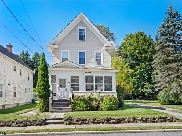 21 Catherine St, Bloomingdale Boro, NJ 07403