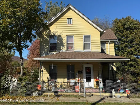 2219 Golden Ave, Scranton, PA 18508