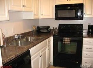 1168 Rue La Ville Walk #1168, Saint Louis, MO 63141