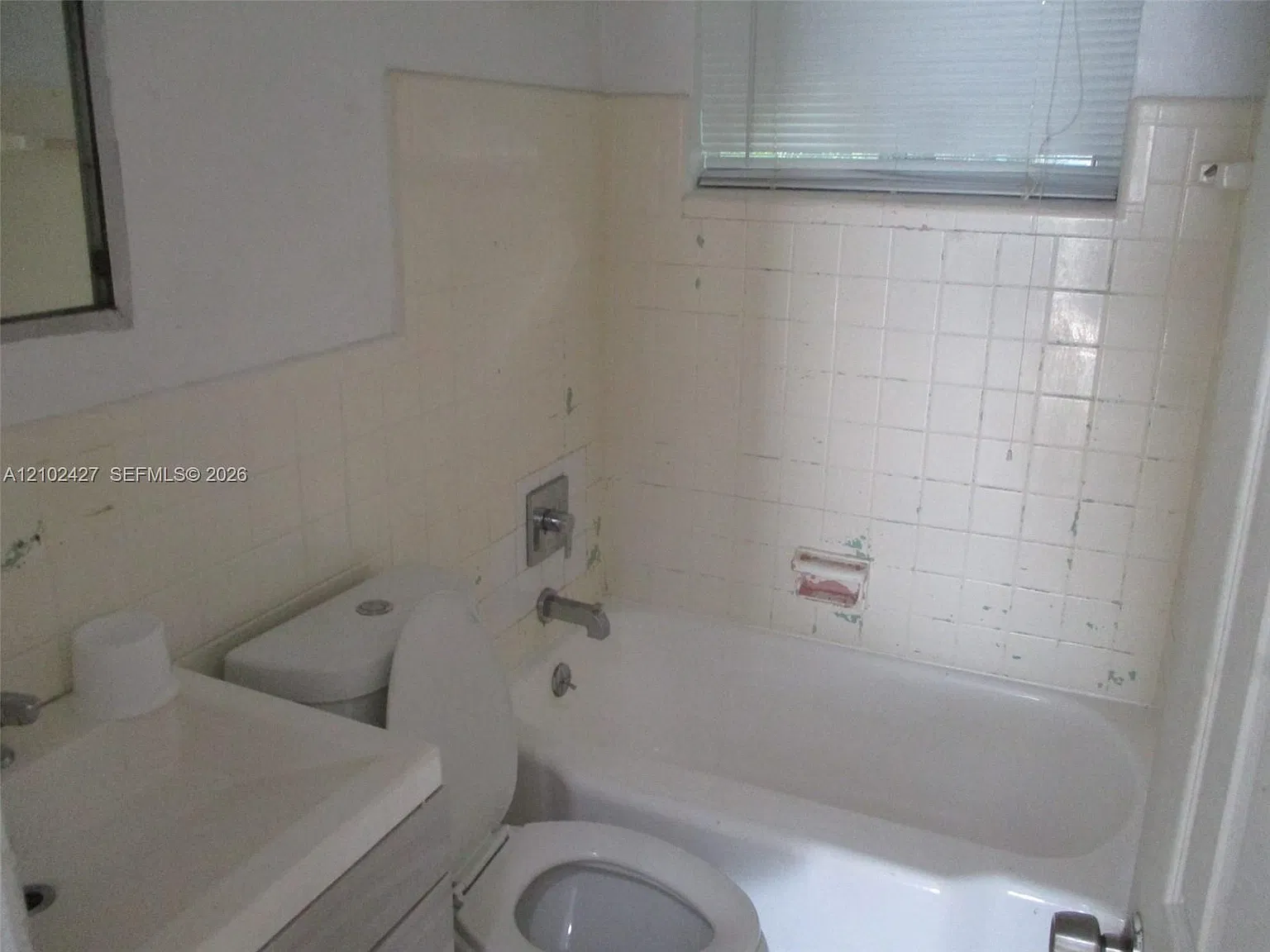 Griffing Bisc Park Estate — Photo 4