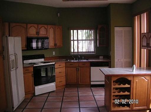 2nd image of 18540 NW 22nd Ct