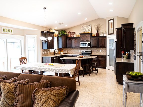 2nd image of 5423 Villa Mirage Ct
