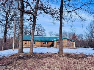 756 Cyclone Rd, Pineville, MO 64856