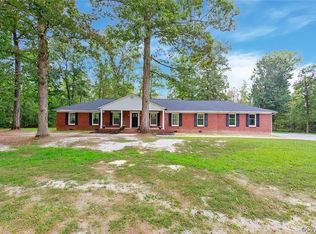 674 Spring Grove Rd, Spring Grove, VA 23881