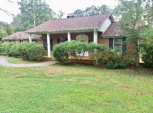 6012 Old Us Highway 421, East Bend, NC 27018