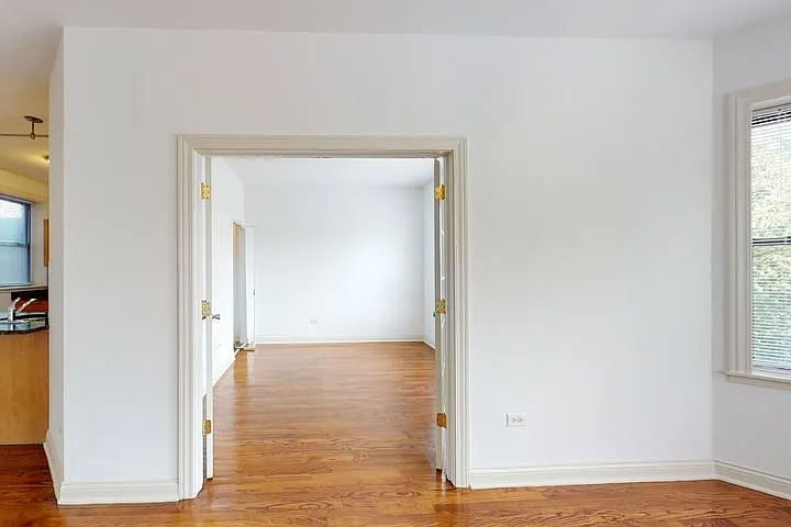 5320-5326.5 S. Drexel Boulevard — Photo 44
