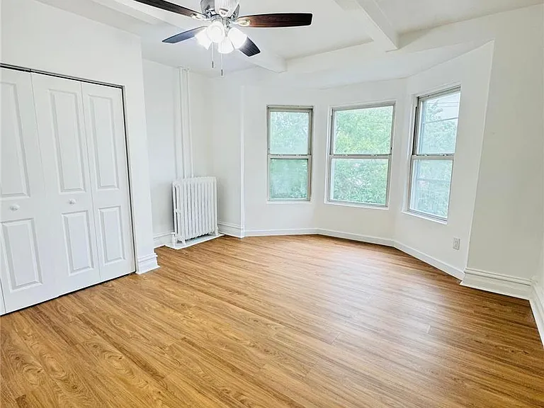 622 Cleveland St — Photo 12