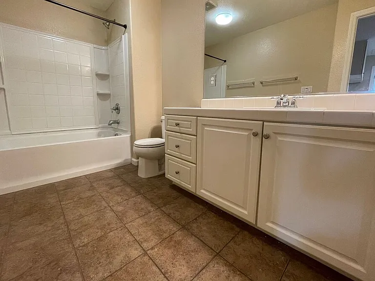 1704 Rivage Cir — Photo 10