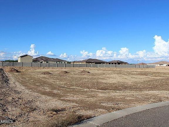 3rd image of 16006 W Cheryl Ct