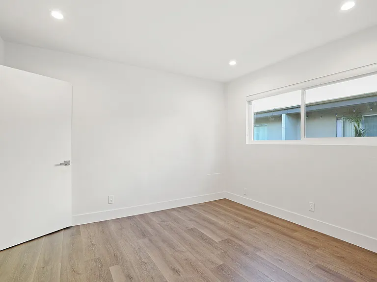 One and Two Bedroom Apartment