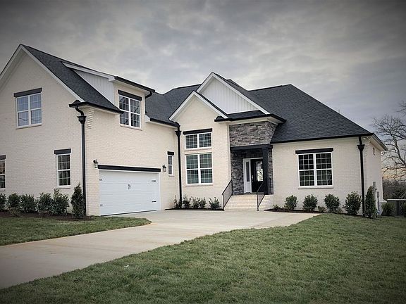 3rd image of 324 Hathaway Ln