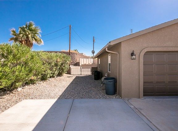 5th image of 1740 Palo Verde Blvd N