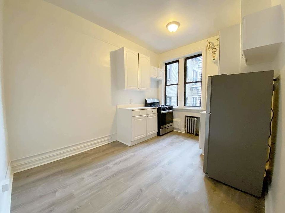 1st image of 395 Fort Washington Ave #49