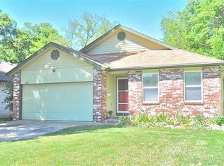 2941 W Mount Vernon St, Springfield, MO 65802