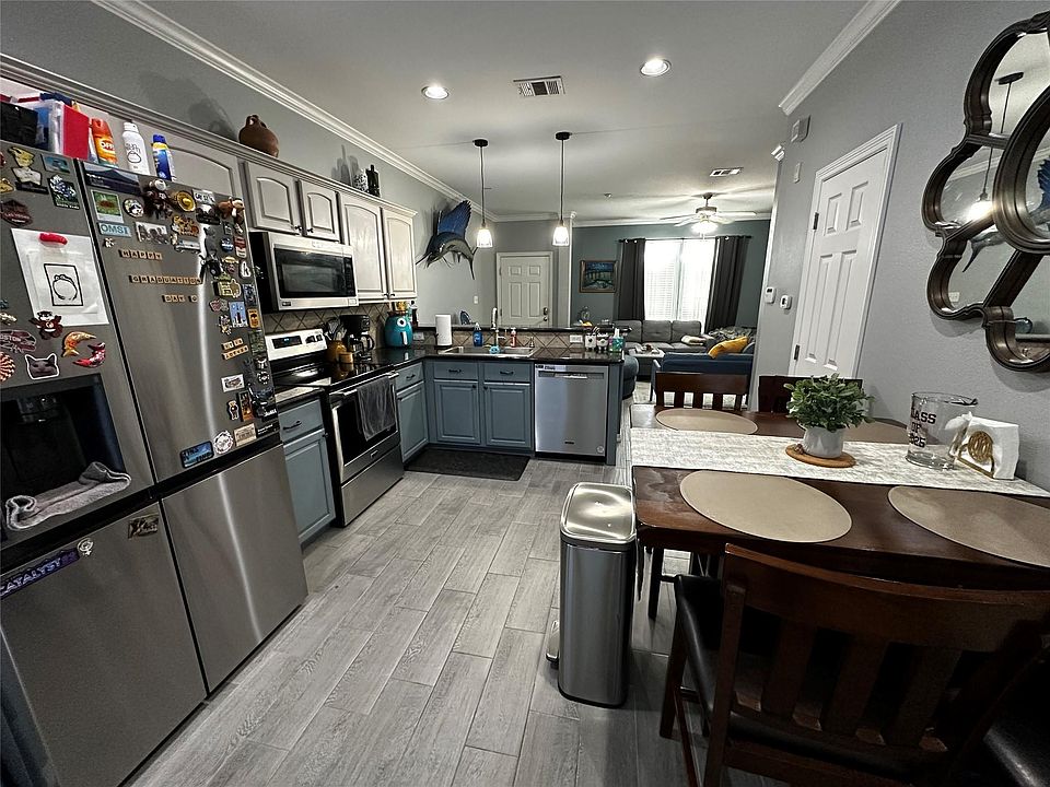 1st image of 305 Holleman Dr E APT 301