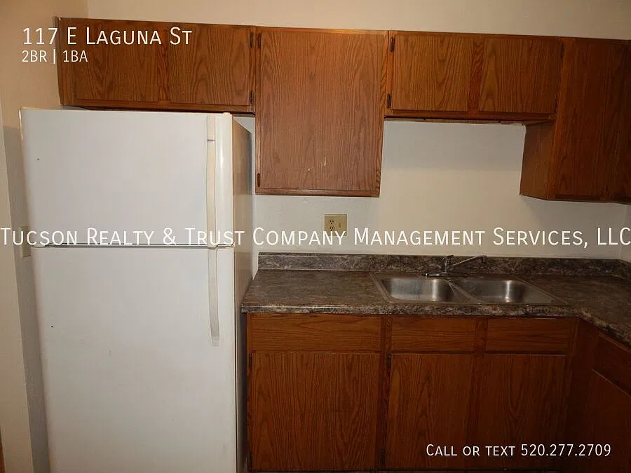 117 E Laguna St — Photo 2