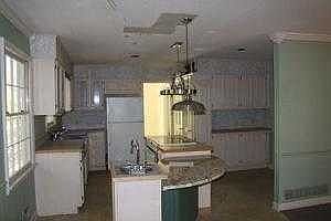 2nd image of 504 Lakewood Dr