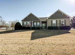 1 Wadsworth Ct, Greer, SC 29651