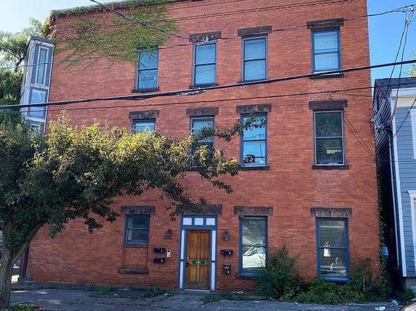 121 Dove St #3
