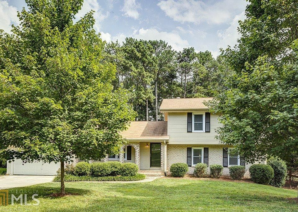 2nd image of 6748 Lockridge Dr