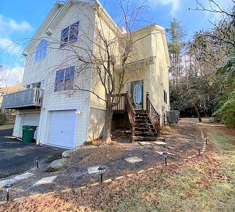 2nd image of 238 Eastshore Dr