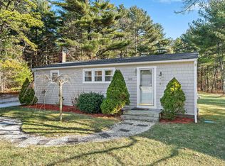 123 Wareham Lake Shore Dr, East Wareham, MA 02538