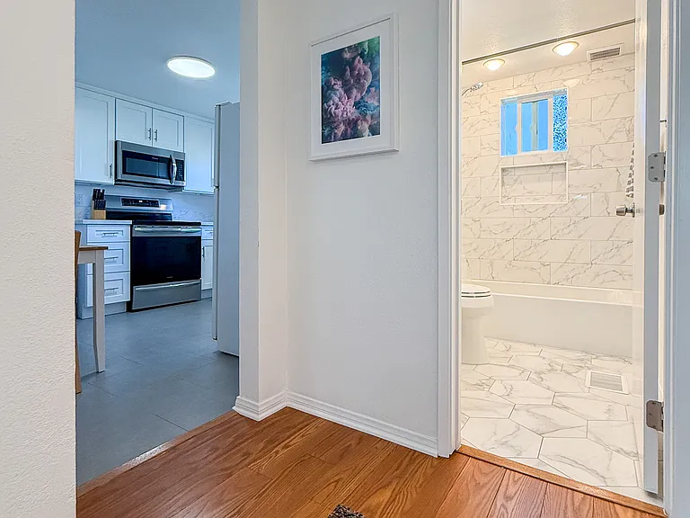 6255 1/2 Saylin Ln — Photo 17
