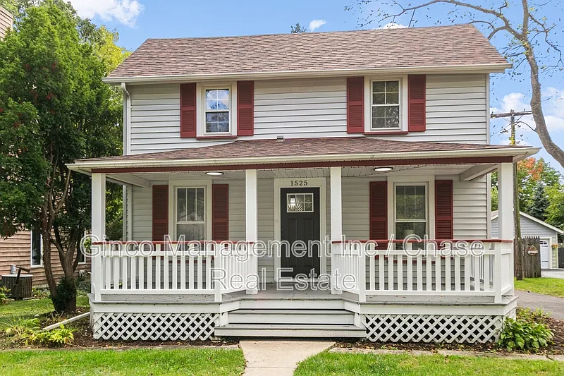 Building Photo - 1525 Burr Oak Rd