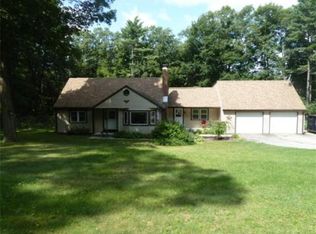 7 Wells Park Rd, Sturbridge, MA 01566