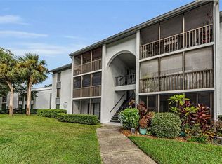 1182 Pine Ridge Cir W APT B1, Tarpon Springs, FL 34688