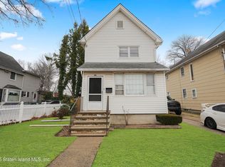 61 Greenleaf Ave, Staten Island, NY