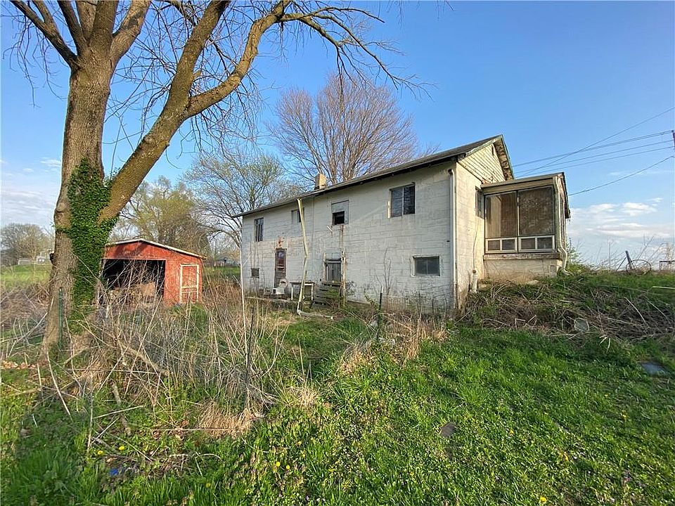 2nd image of 3288 E Blue Ridge Rd