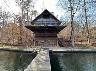 340 Commodore Dr, Hamilton, GA 31811