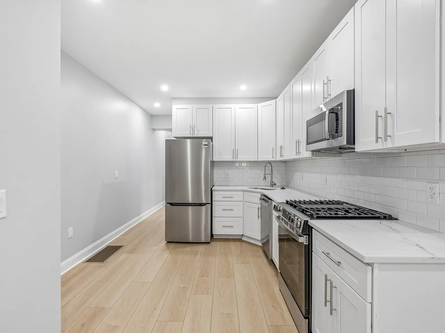 617 S 8th St — Photo 3