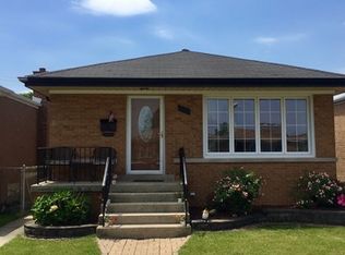 6835 W 64th St, Chicago, IL 60638